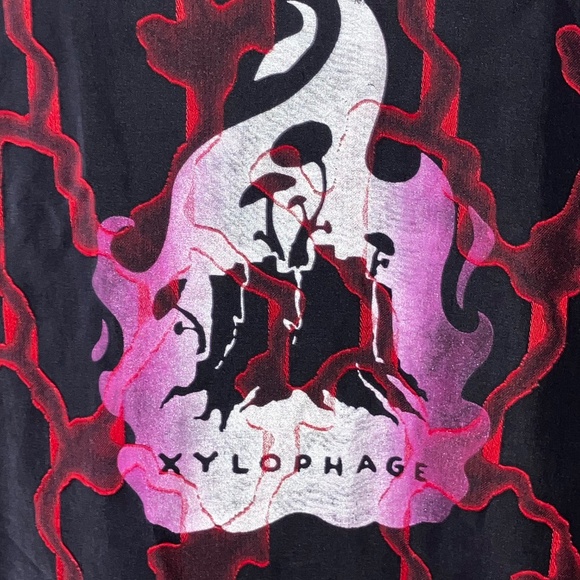 Versace Men's Black and Red Casual Shirt - Picture 7 of 11